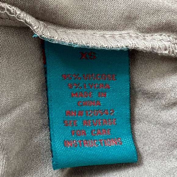 NWT PAYTON TOP - Picture 4 of 5